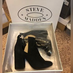 Steve Madden suede booties